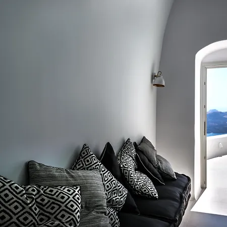Nefeles Luxury Hotel