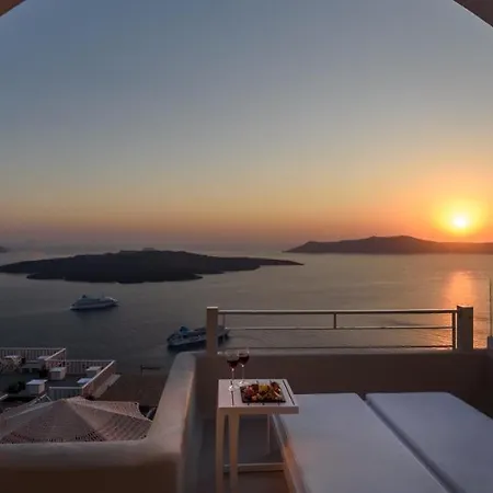 Nefeles Luxury Hotel