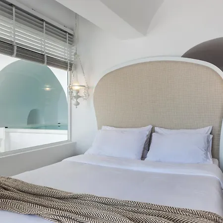 Nefeles Luxury Fira (Santorini)